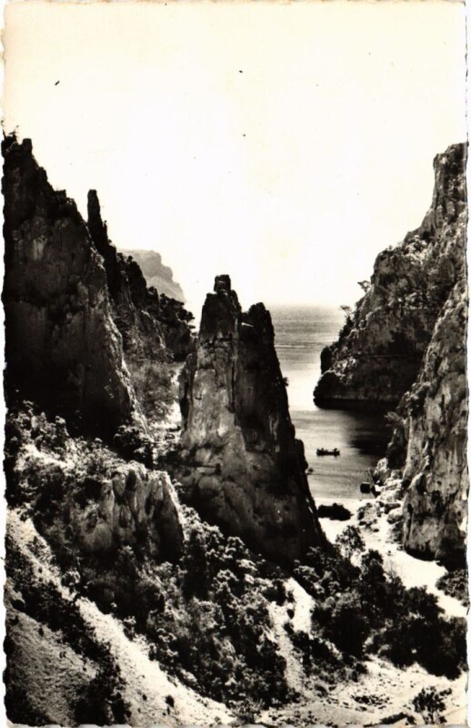 Carte postale ancienne Cassis Calanque d'En-Vau à Cassis
