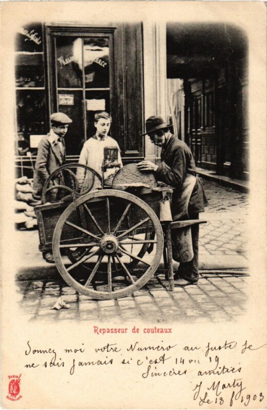 Carte postale ancienne Paris Petits Metiers Repasseur de couteaux