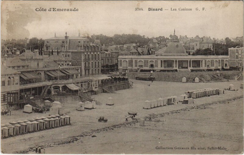 Carte postale ancienne Dinard Les Casinos à Dinard