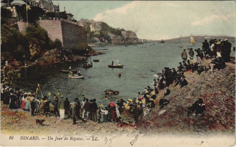 Carte postale ancienne Dinard Un jour de Regates à Dinard