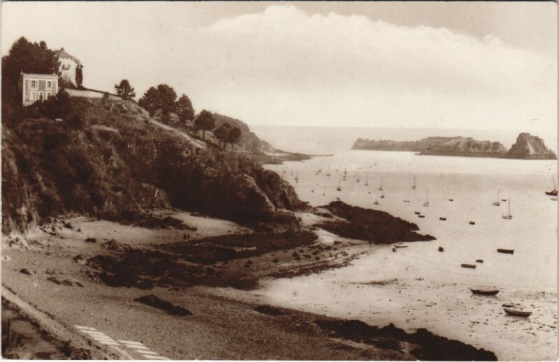 Carte postale ancienne Cancale Pointe du Hock à Cancale