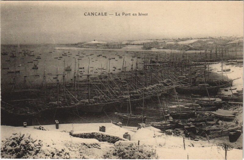 Carte postale ancienne Cancale Le Port en hiver à Cancale
