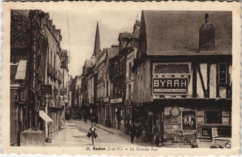 Carte postale ancienne Redon Grande Rue à Redon