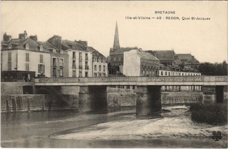 Carte postale ancienne Redon Quai Saint-Jacques à Redon