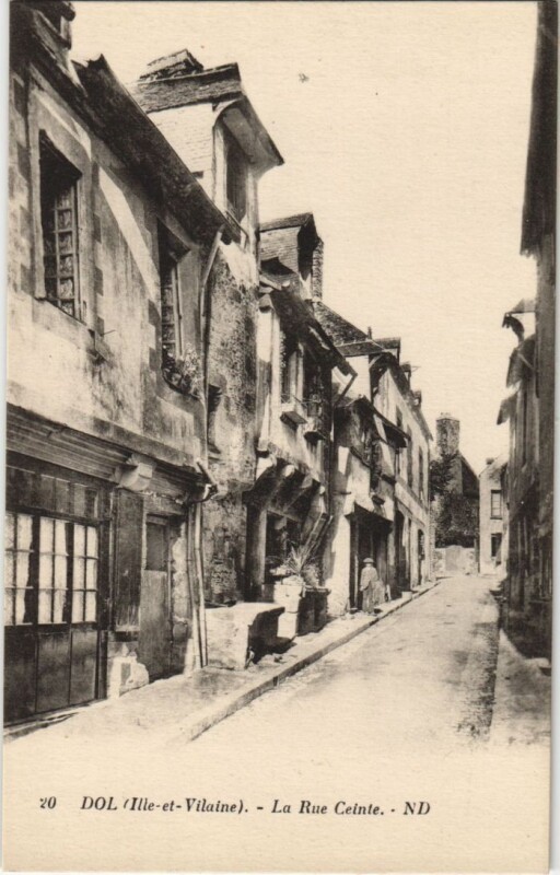Carte postale ancienne Dol de Bretagne Rue Ceinte à Dol-de-Bretagne