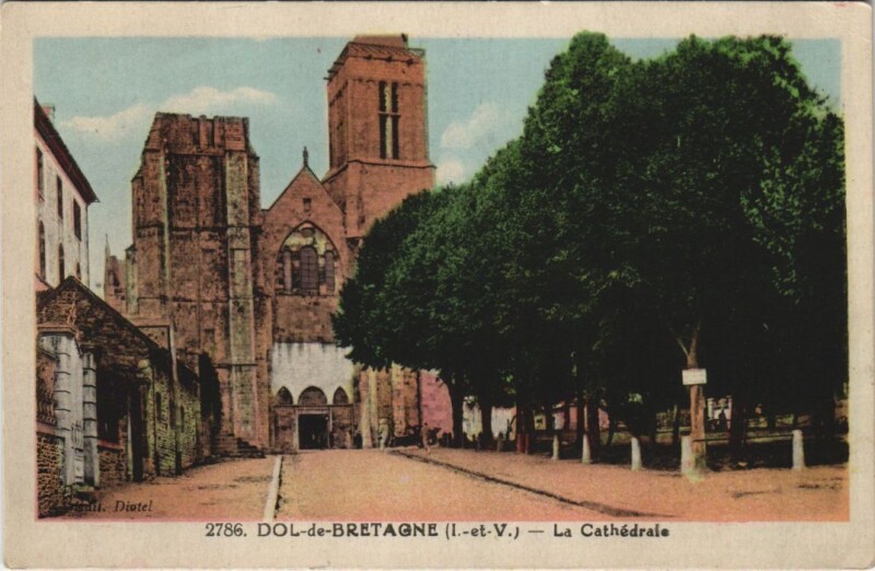 Carte postale ancienne Dol de Bretagne La Cathedrale à Dol-de-Bretagne