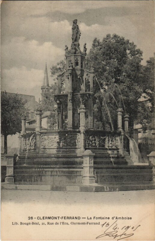 Carte postale ancienne Clermont Ferrand Fontaine d'Amboise à Clermont-Ferrand
