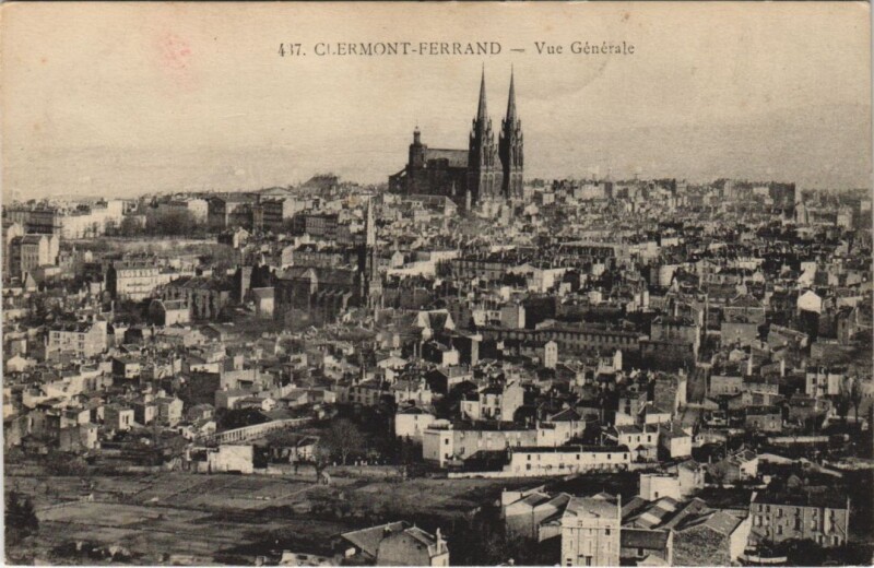 Carte postale ancienne Clermont Ferrand vue generale à Clermont-Ferrand