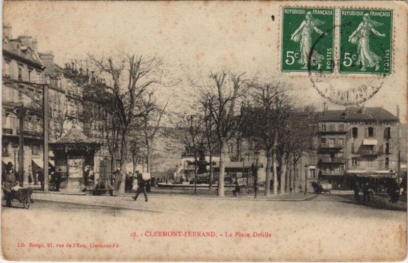 Carte postale ancienne Clermont Ferrand Place Delile à Clermont-Ferrand