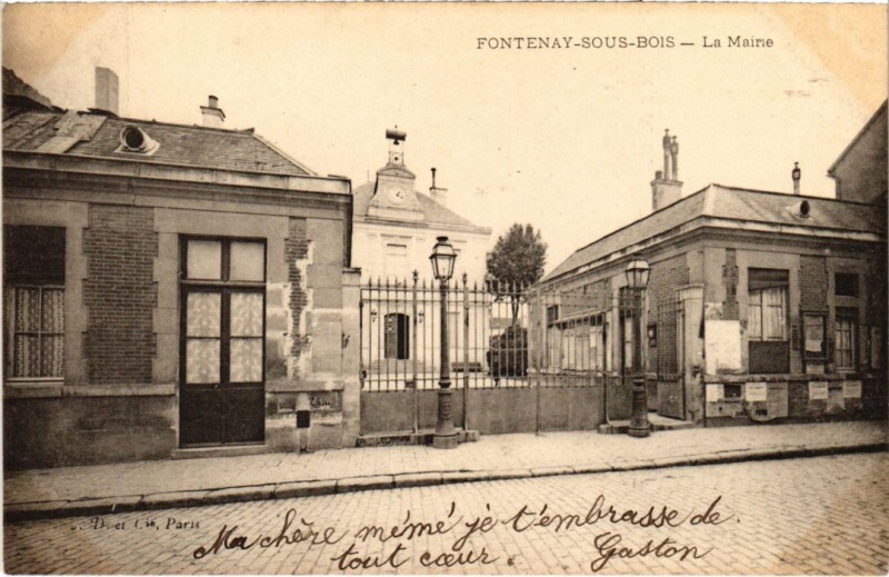 Carte postale ancienne Fontenay sous Bois La Mairie France à Fontenay-sous-Bois