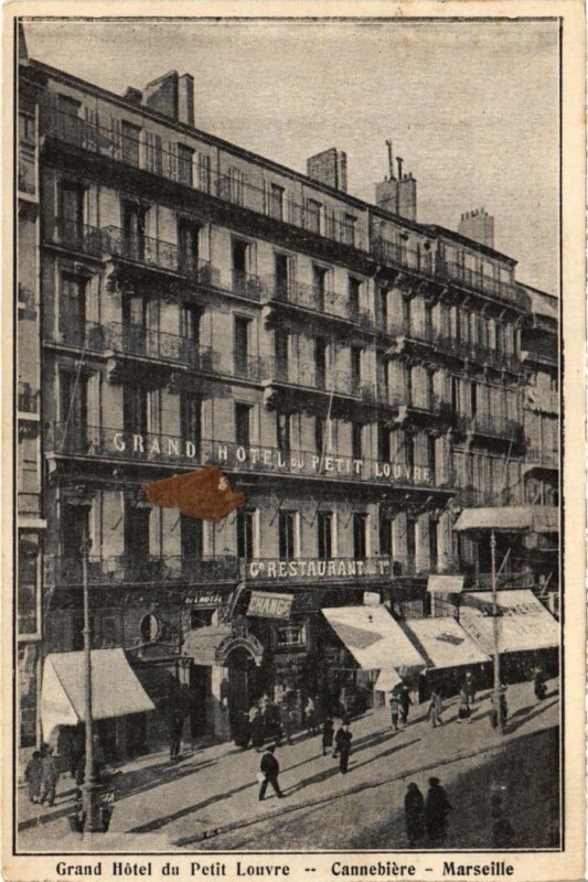Carte postale ancienne Marseille Cannebiere - Grand Hotel du Petit Louvre à Marseille