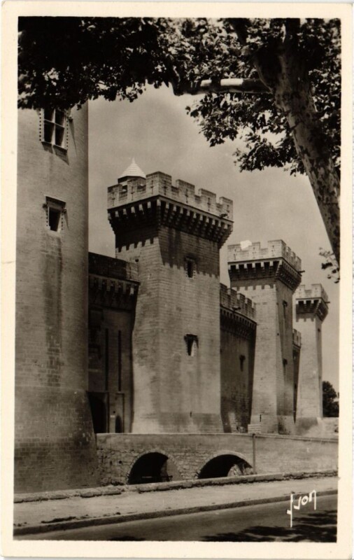 Carte postale ancienne Tarascon Le Chateau du Roi Rene à Tarascon