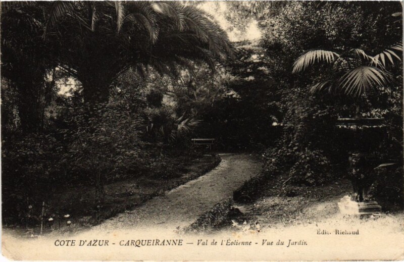 Carte postale ancienne Carqueiranne Val de l'Eolienne - Vue du Jardin