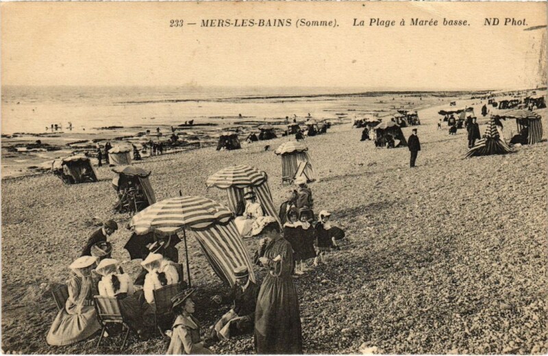 Carte postale ancienne Mers-les-Bains La Plage a Maree Basse à Mers-les-Bains