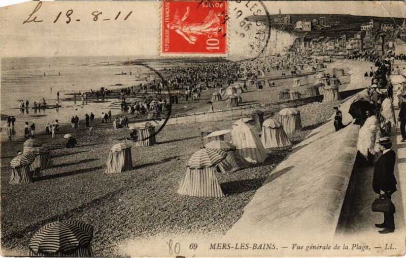 Carte postale ancienne Mers-les-Bains Vue Generale de la Plage à Mers-les-Bains