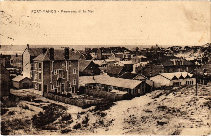 Carte postale ancienne Fort-Mahon-Plage Panorama et la Mer à Fort-Mahon-Plage