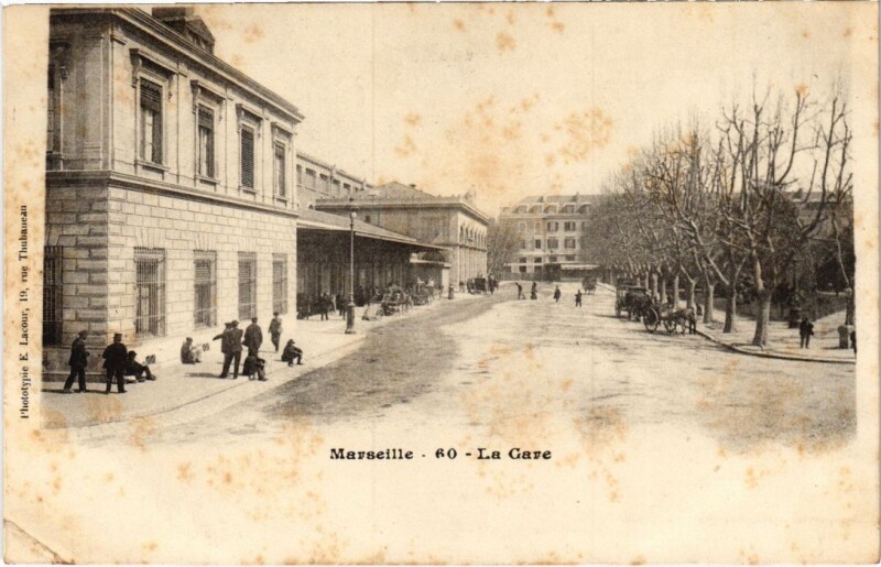 Carte postale ancienne Marseille La Gare à Marseille