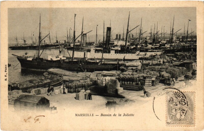 Carte postale ancienne Marseille Bassin de la Joliette à Marseille