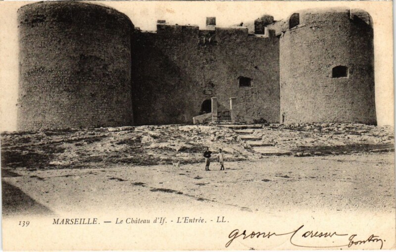 Carte postale ancienne Marseille Le Chateau d'If - L'Entree à Marseille