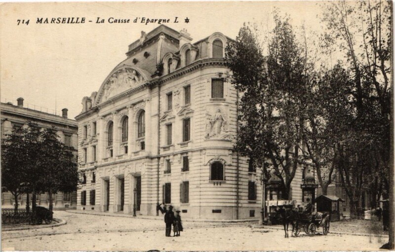 Carte postale ancienne La Caisse d'Epargne à Marseille 6e Arrondissement