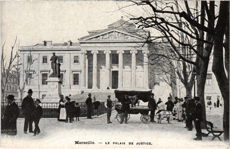 Carte postale ancienne Marseille Le Palais de Justice à Marseille