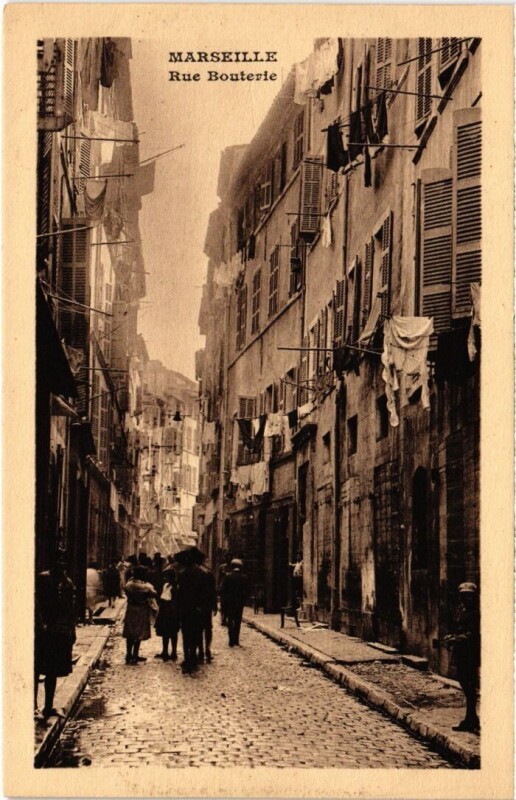 Carte postale ancienne Marseille Rue Bouterie à Marseille 2e Arrondissement