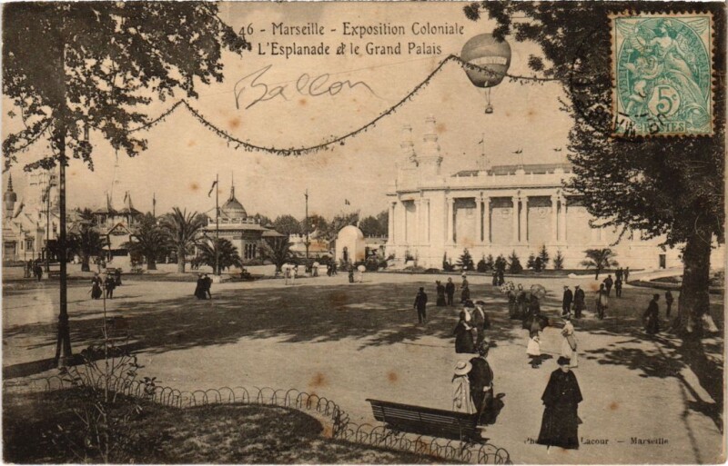 Carte postale ancienne Marseille Exposition Coloniale - L'Esplanade et le Grand Palais à Marseille