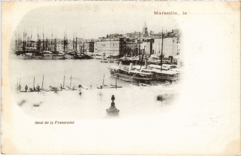 Carte postale ancienne Marseille Quai de la Fraternite à Marseille