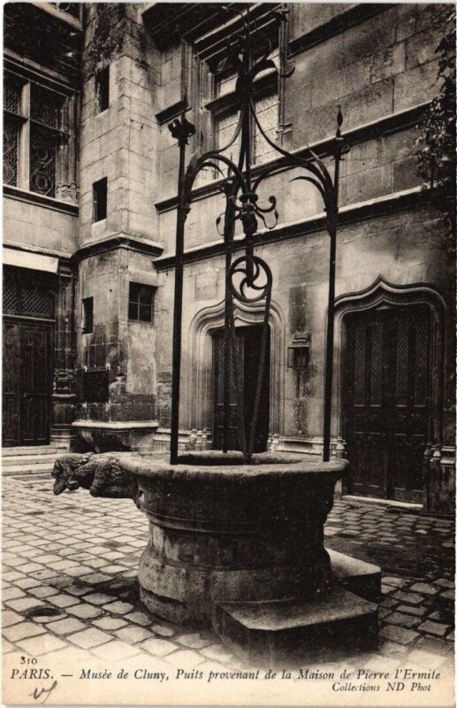 Carte postale ancienne Paris 5e Musee de Cluny Puits à Paris 5e