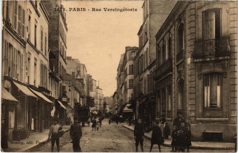 Carte postale ancienne Rue Vercingétorix à Paris 14e