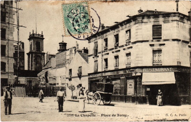 Carte postale ancienne La Chapelle - Place de Torsy à Paris 18e