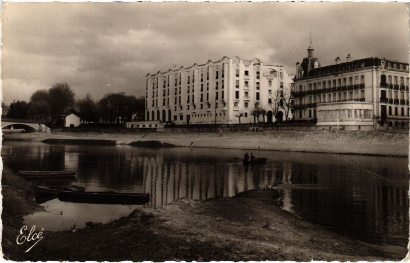 Carte postale ancienne Dax Hotel Splendid et Hotel des Thermes