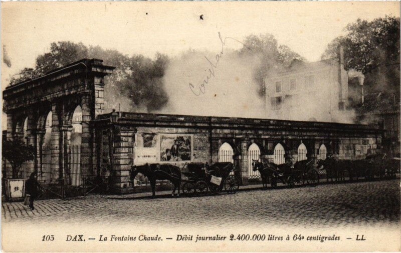 Carte postale ancienne Dax Fontaine chaude