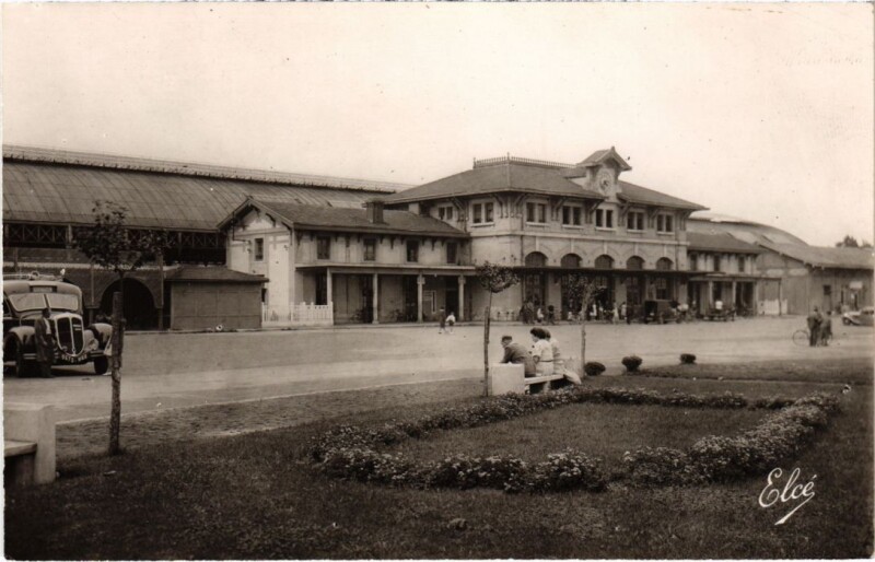 Carte postale ancienne Dax La Gare