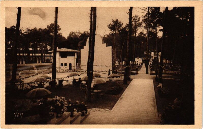 Carte postale ancienne Hossegor Interieur du Sporting