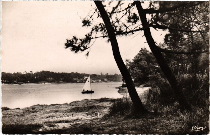 Carte postale ancienne Hossegor Bords du Lac