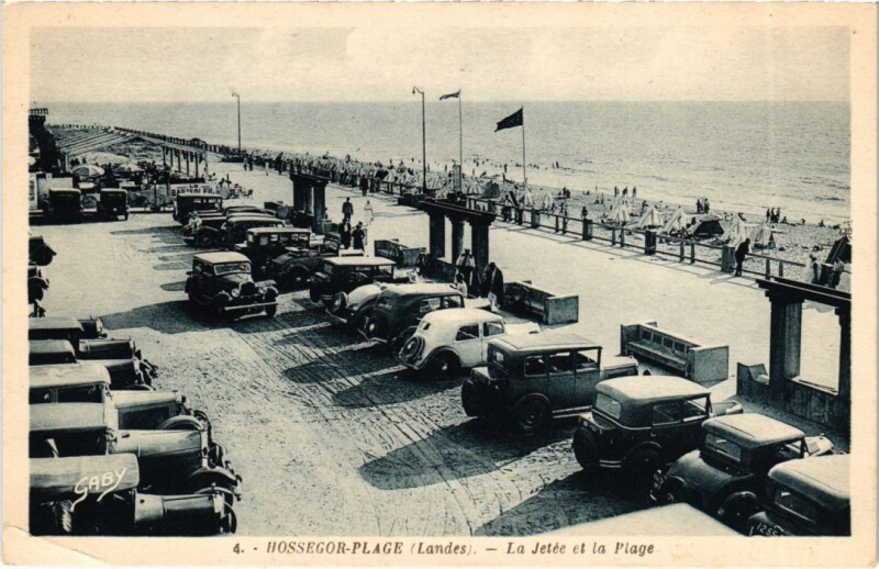 Carte postale ancienne Hossegor La Jetee et la Plage
