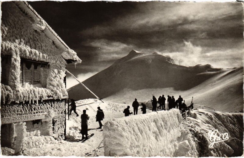 Carte postale ancienne Le Mont Dore Sports d'Hiver France à Mont-Dore