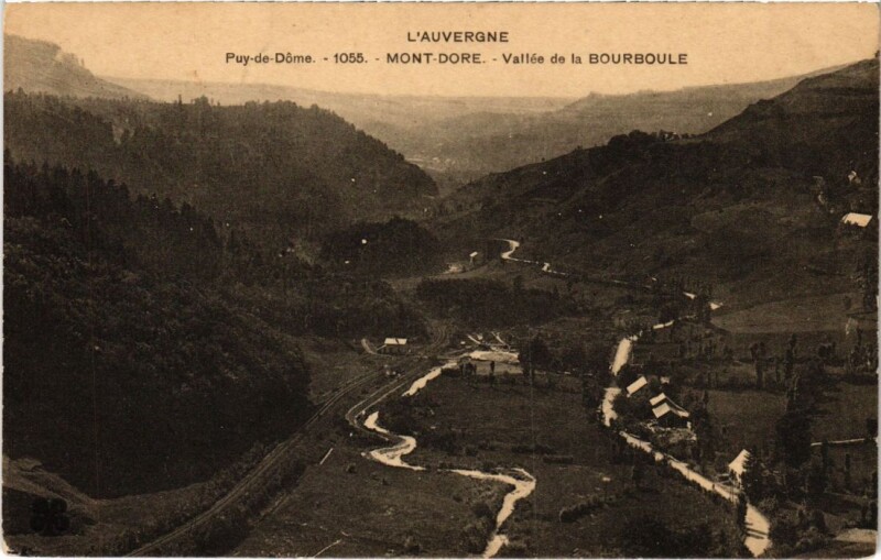 Carte postale ancienne Mont Dore Vallee de la Bourboule France à La Bourboule