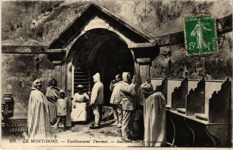 Carte postale ancienne Le Mont Dore Etablissement Thermal France à Mont-Dore