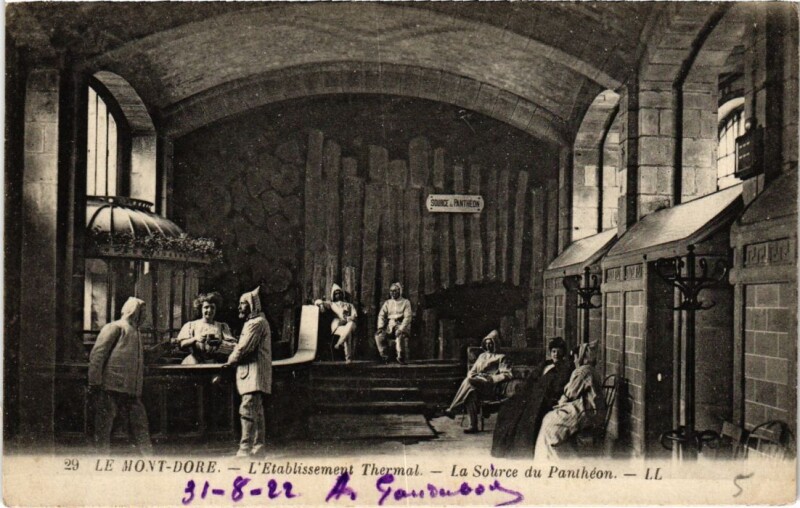 Carte postale ancienne Le Mont Dore L'Etablissement Thermal France à Mont-Dore