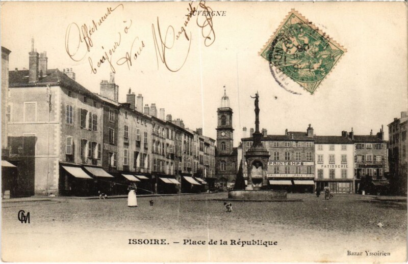Carte postale ancienne Issoire Place de la Republique France à Issoire