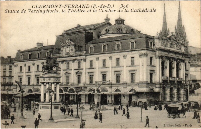 Carte postale ancienne Clermont Ferrand Statue de Vercingetorix France à Clermont-Ferrand