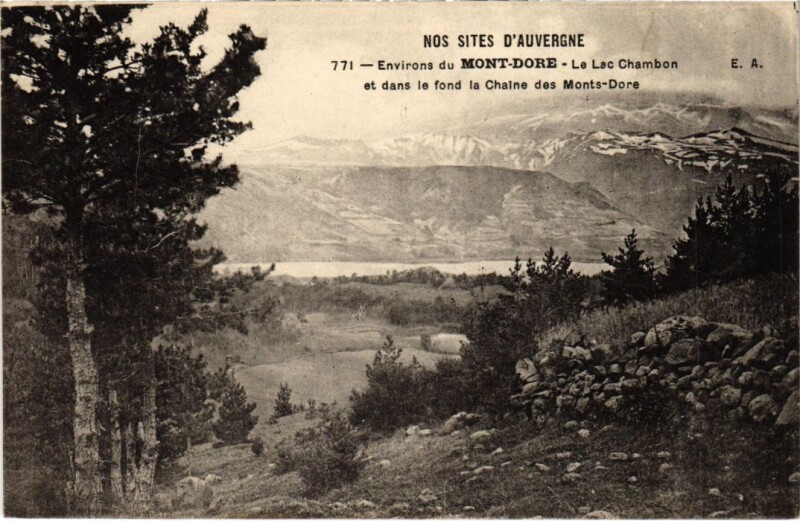 Carte postale ancienne Env.du Mont-Dore Le Lac Chambon France à Mont-Dore