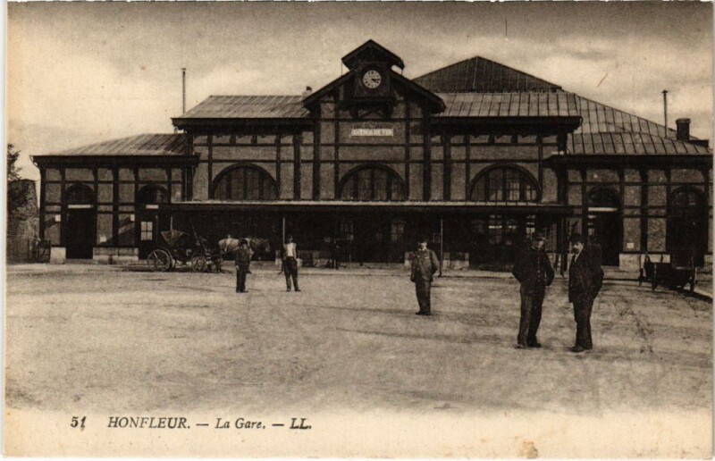 Carte postale ancienne Honfleur La Gare France à Honfleur