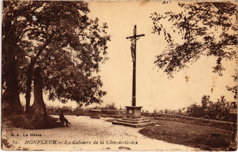 Carte postale ancienne Honfleur Le Calvaire de la Cote-de-Grace France à Honfleur