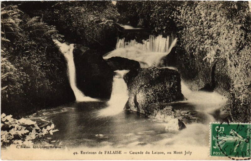 Carte postale ancienne Environs de Falaise Cascade du Laizon,au Mont Joly France à Falaise
