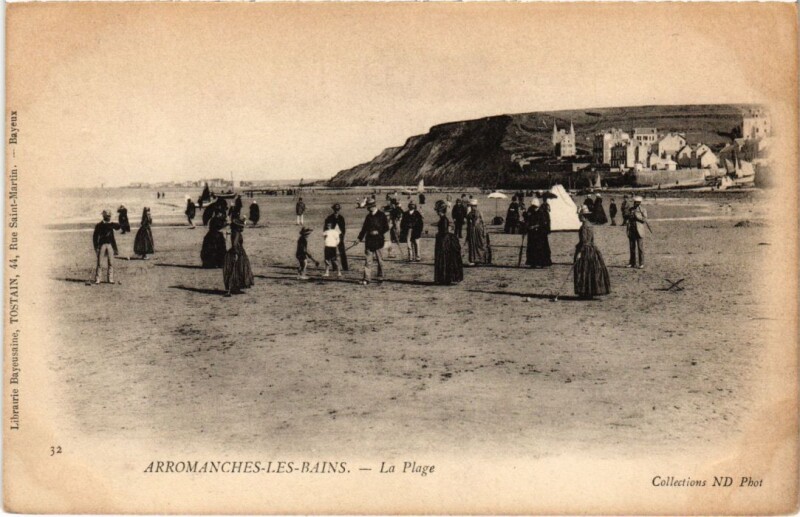 Carte postale ancienne Arromanches-les-Bains La Plage France à Arromanches-les-Bains