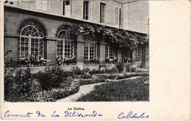 Carte postale ancienne La Delivrande Le Cloitre France