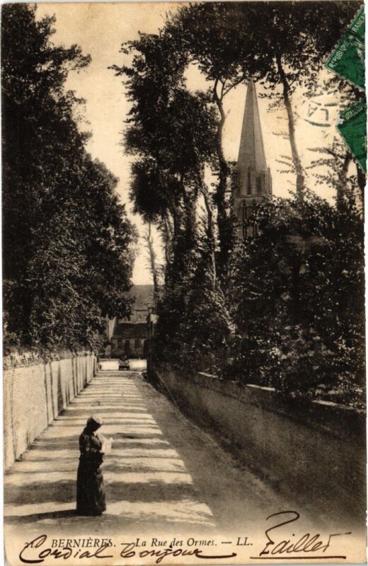 Carte postale ancienne Bernieres La Rue des Ormes France